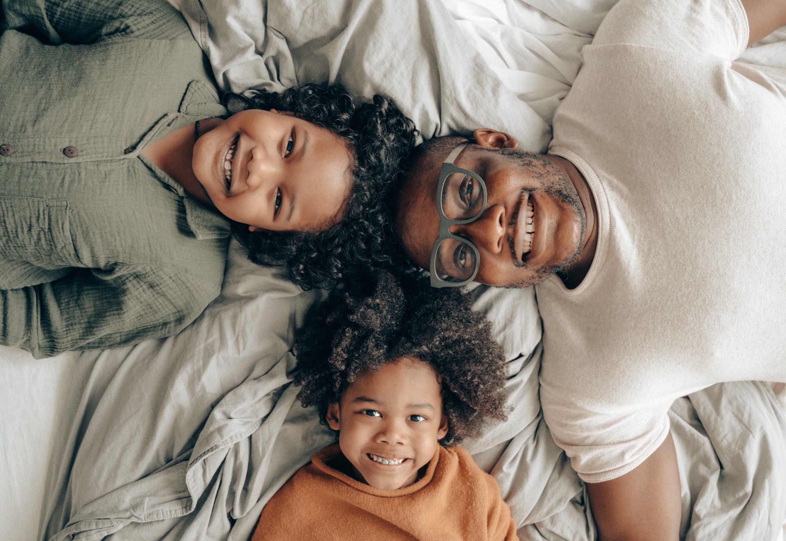 Ebeveynlikte Güven ve Sevgi Aile Bağlarını Güçlendiren 10 Yöntem4